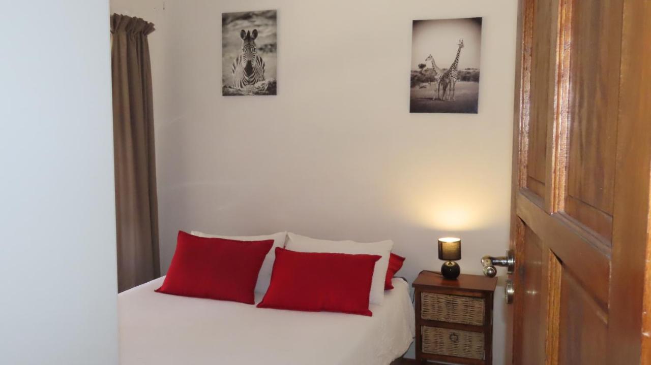 Little Sister'S Apartment โคลเชสเตอร์ ภายนอก รูปภาพ
