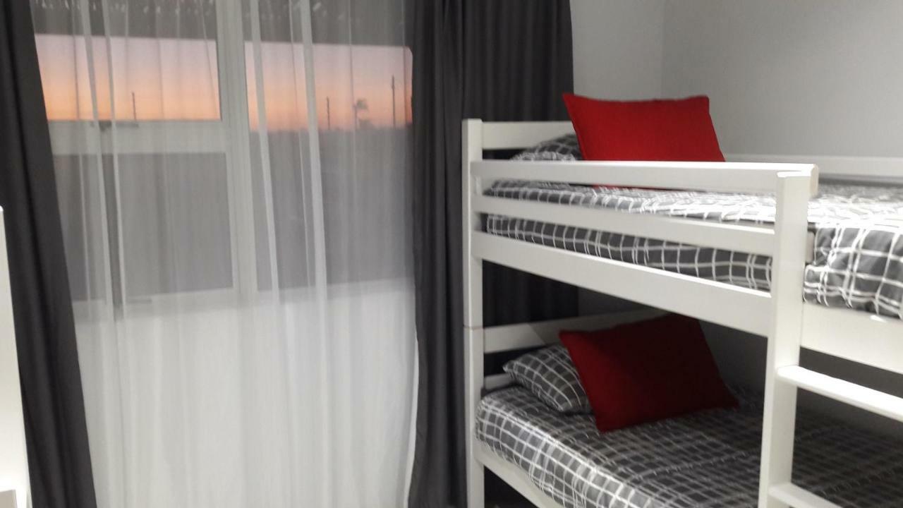 Little Sister'S Apartment โคลเชสเตอร์ ภายนอก รูปภาพ