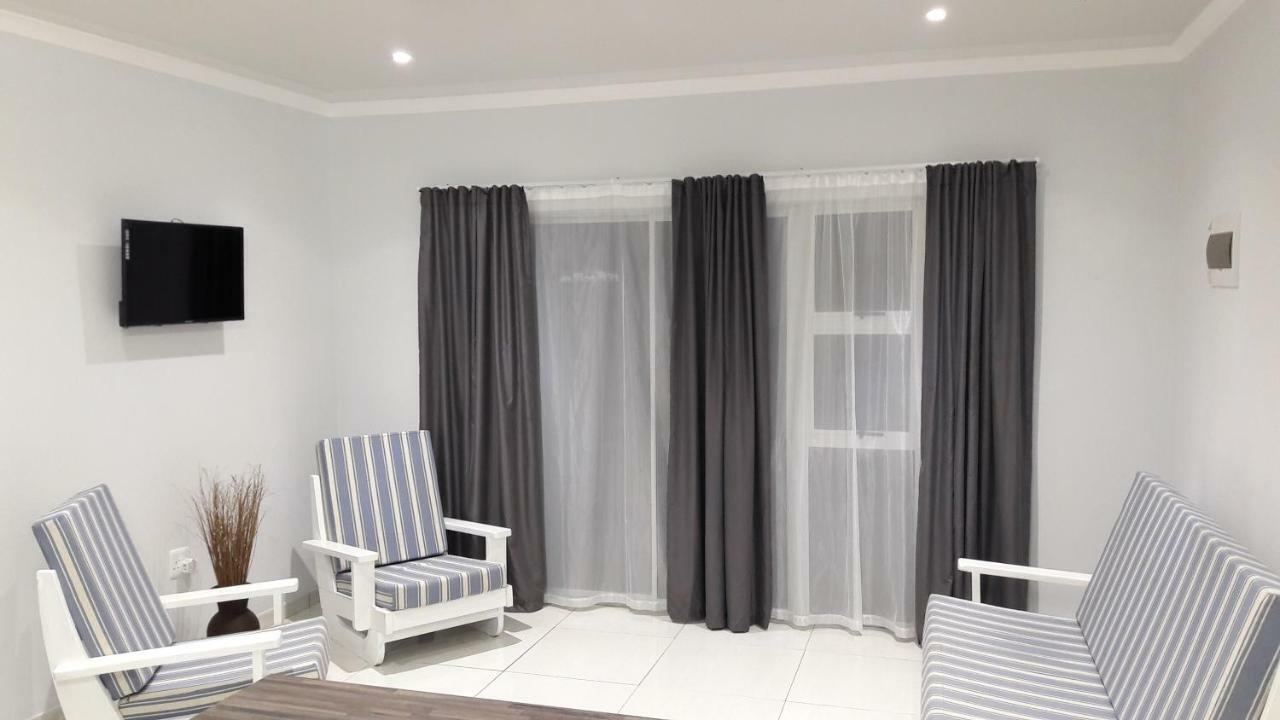 Little Sister'S Apartment โคลเชสเตอร์ ภายนอก รูปภาพ