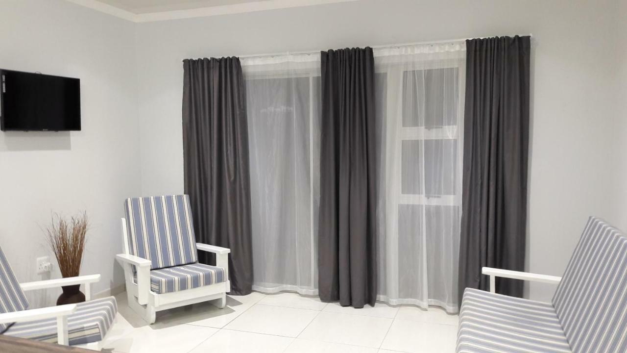 Little Sister'S Apartment โคลเชสเตอร์ ภายนอก รูปภาพ